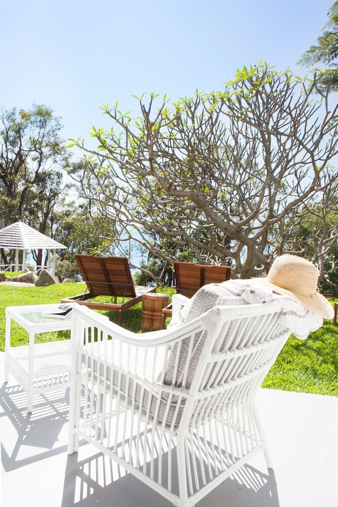 Hotel Bannisters Port Stephens