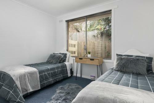 Elkie Villa - 2 Bedroom Unit - Burnie