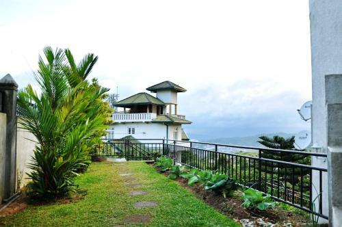 Hostal Kandyan View Holiday Bungalow