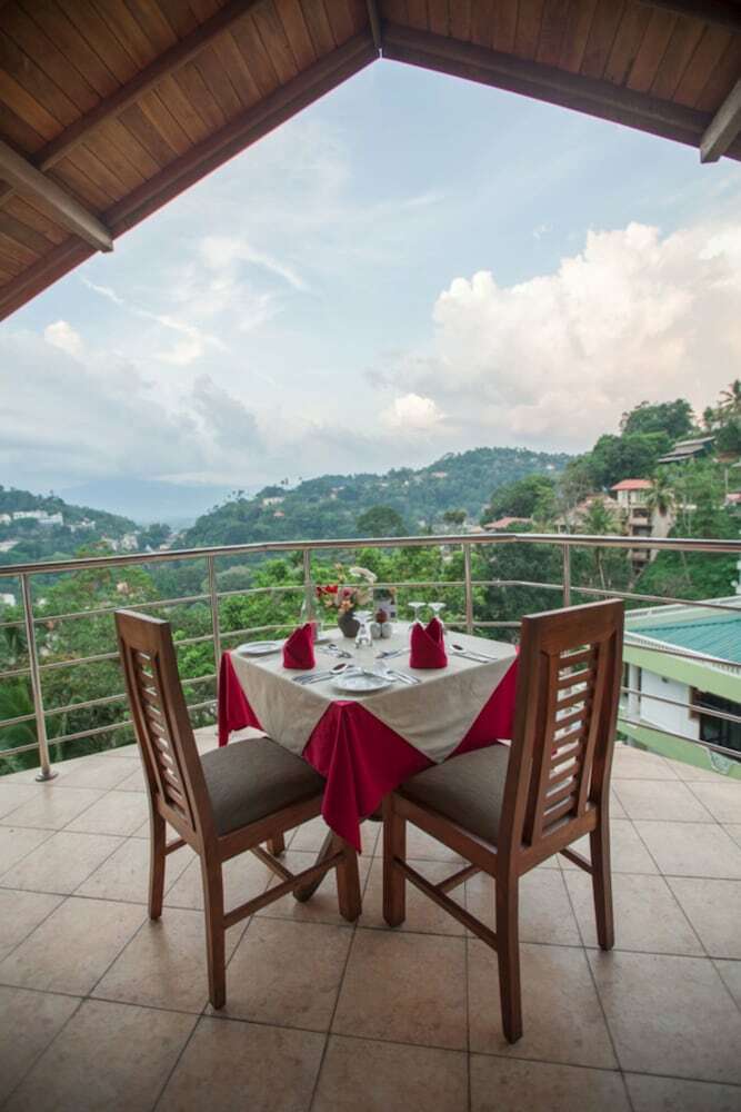 Senani Hotel