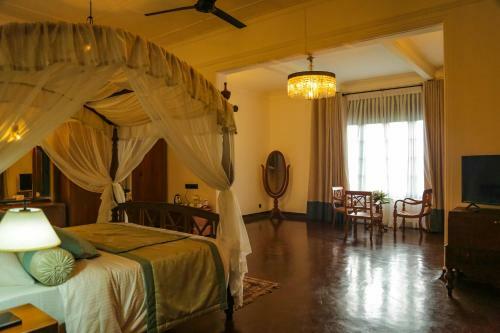 Hostal Castle Hill Guest House