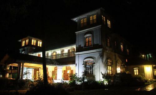 Manor House