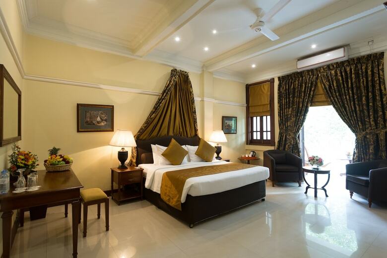 Hotel Suisse