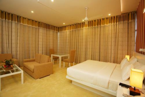 Hotel Randholee Luxury Resort