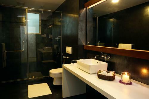 Hotel Randholee Luxury Resort