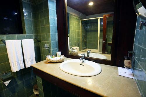 Hotel Randholee Luxury Resort