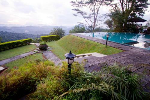Hotel Randholee Luxury Resort