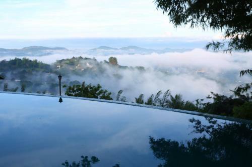 Hotel Randholee Luxury Resort