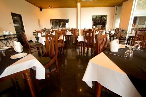 Hotel Randholee Luxury Resort