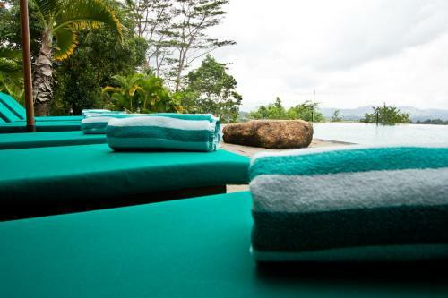 Hotel Randholee Luxury Resort
