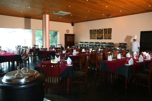 Hotel Randholee Luxury Resort