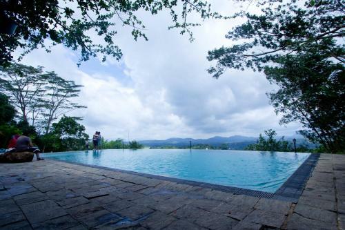 Hotel Randholee Luxury Resort