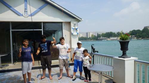 River Side Hotel