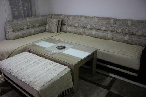 Apartments Zoni