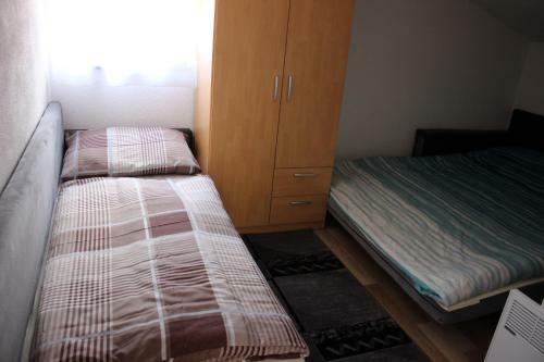 Apartments Zoni