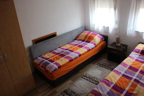 Apartments Zoni