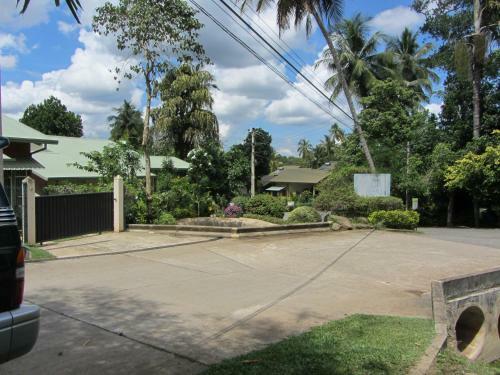 Visal Bungalows
