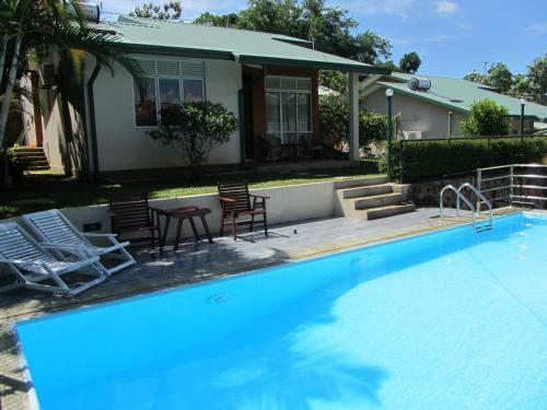 Visal Bungalows