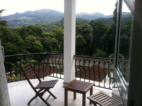 Hotel Peradeniya Rest House Peradeniya