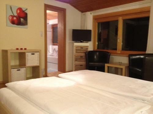 Hostal Pension Bergkristall
