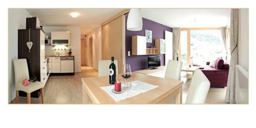 Hostal Pension Bergkristall