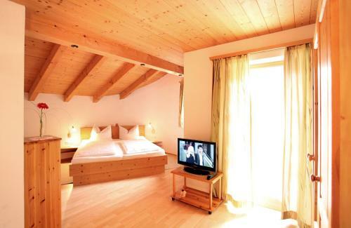 Hostal Pension Bergkristall