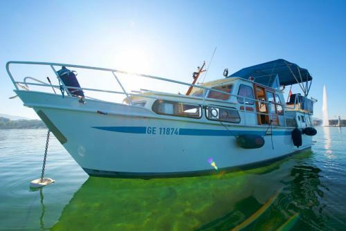 Homeboat