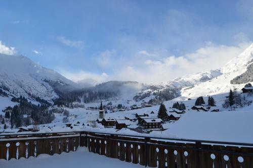 Hotel Mountain Lodge Sedrun
