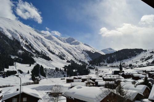 Hotel Mountain Lodge Sedrun