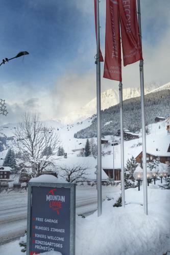 Hotel Mountain Lodge Sedrun