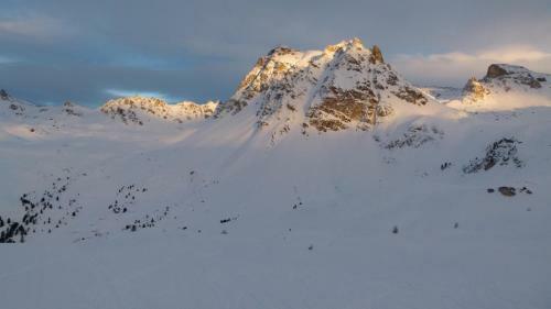 Hotel H�tel Weisshorn Sur St-luc 2337m