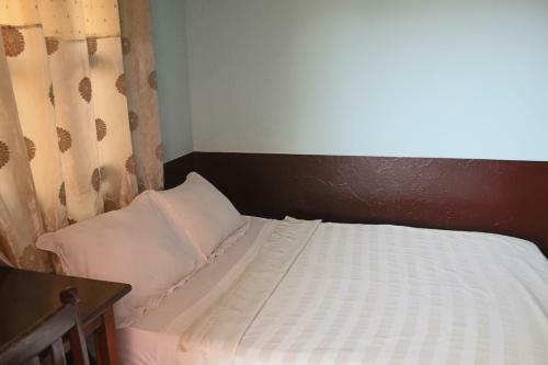 Hotel Aurore Lom�