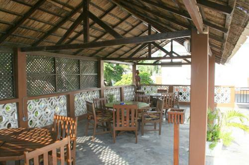 Hotel Aurore Lom�