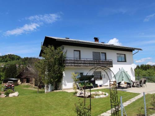 Spacious Apartment In Carinthia Austria With Balcony