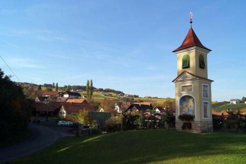 Weinbau Winzerzimmer Veronika Und Alfred Kl�ckl