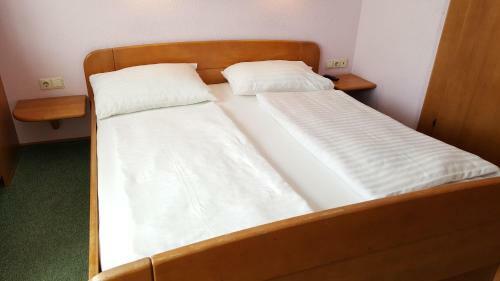 Hostal Gasthof Paradiesgartl