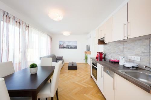 Sas-niccy Apartments