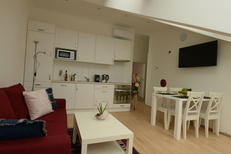 Sunrise Apartments