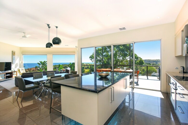 Lavina Luxury Beach House