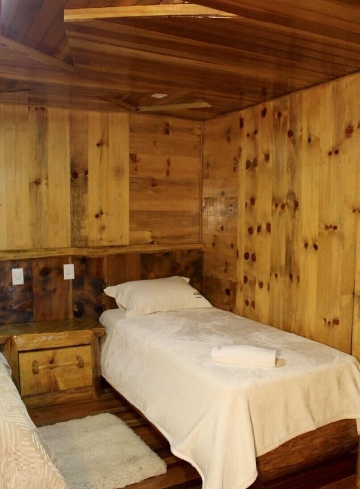 Hostal Altos Da Serra