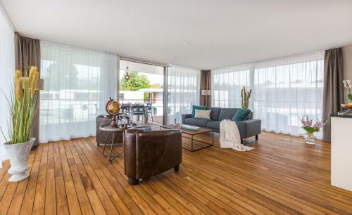 Delta Priv� Luxury Apartements
