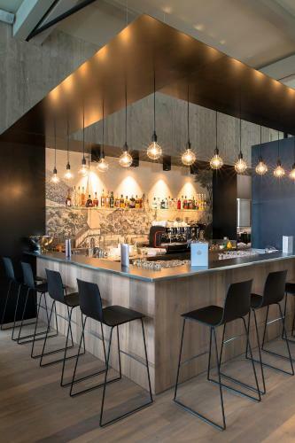 Hostal Sch��r Restaurant & Kultur