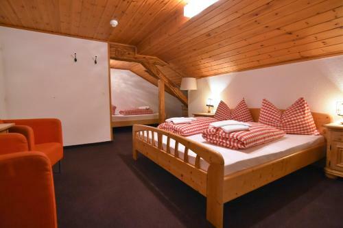 Hotel Alpina Lodge Bed & Breakfast