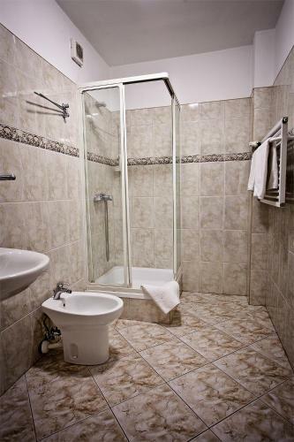 Hostel August�w