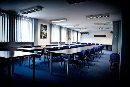 Hostel August�w