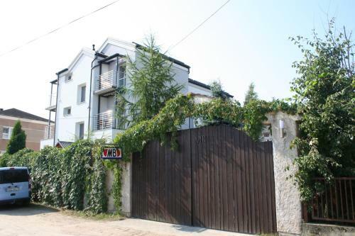 Hostal Villa Mb