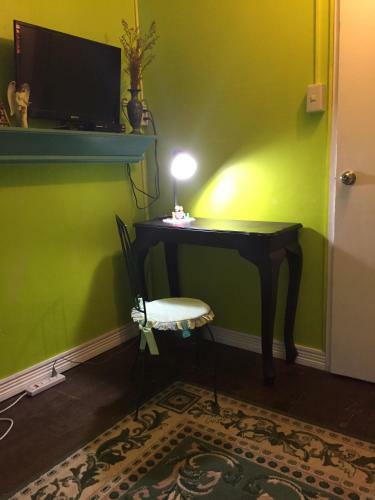 Hostal Madie's Place