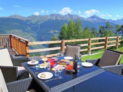 Splendid Valley View Chalet In Les Collons