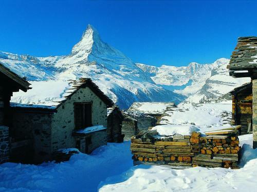 Splendid Valley View Chalet In Les Collons