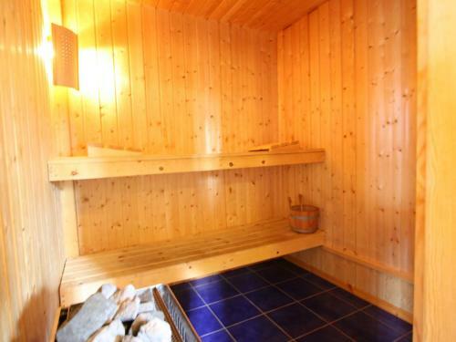 Cozy Chalet On Slopes In Heremence With Sauna